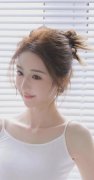 此中之一是“超” 